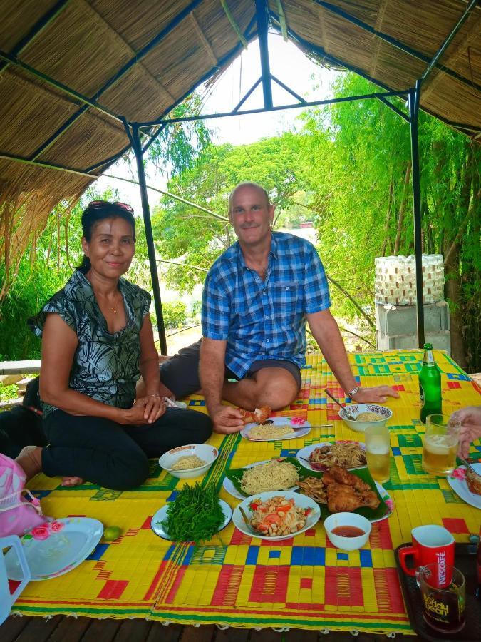 เฮือนน้ำน่าน House By The River Nan Uttaradit Extérieur photo